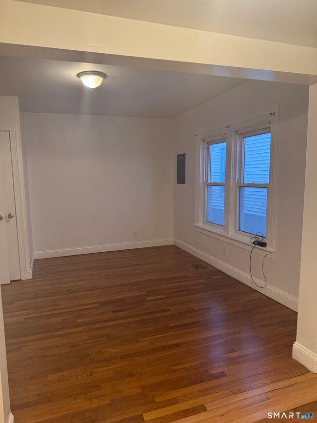 Building Photo - 1248 Pembroke St