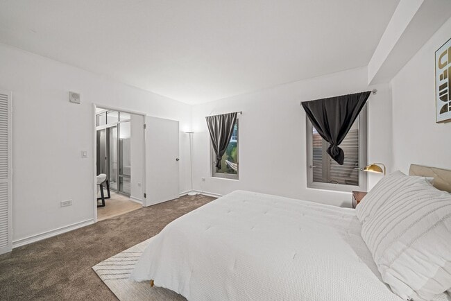 Building Photo - Expansive Little Italy 1 Bedroom at Acqua ...