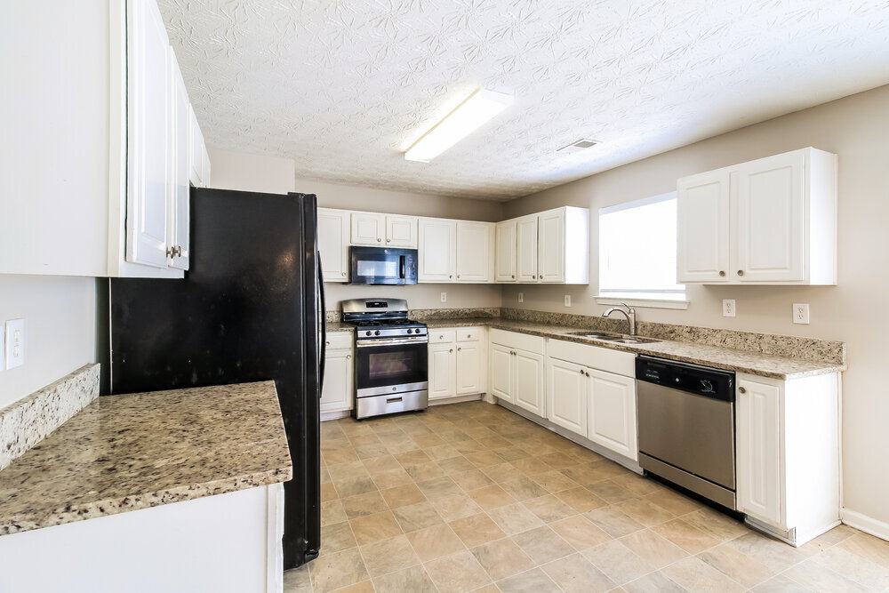 Building Photo - 1110 Ivey Ln