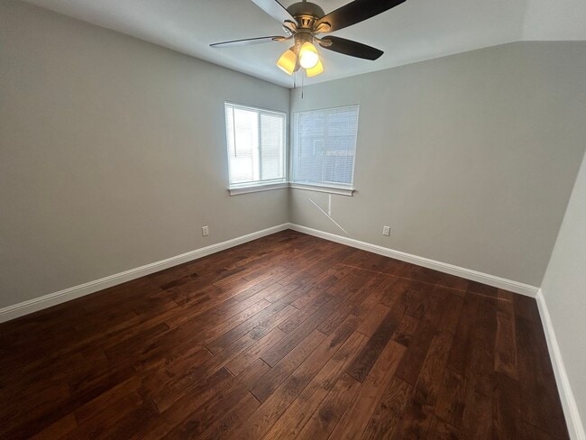 Building Photo - Adorable Two Bedroom in San Juan Bautista!