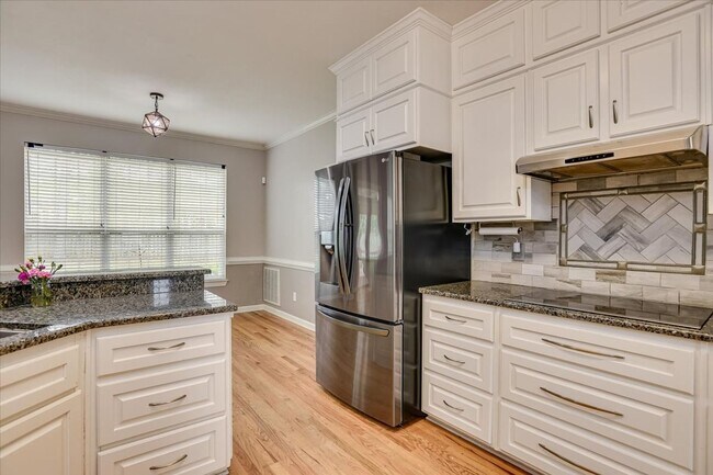 Building Photo - 4363 Wisteria Ct