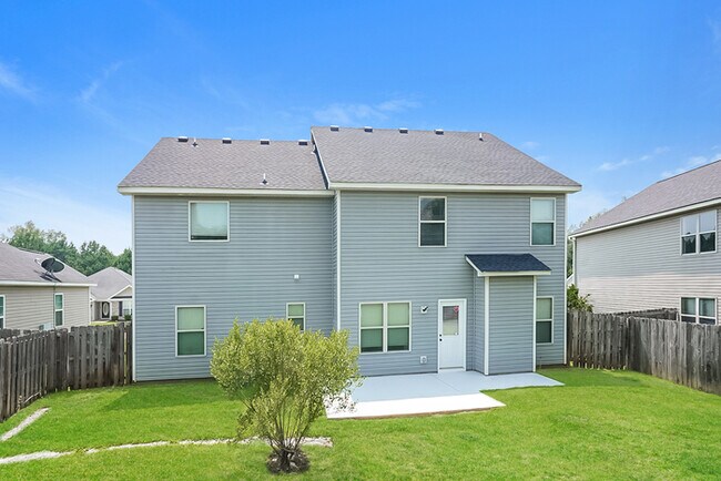 Building Photo - 5-Bedroom Grovetown, GA Home