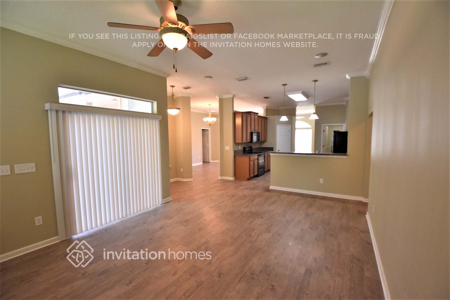 Building Photo - 13928 Fish Eagle Dr E