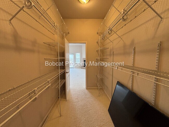 Building Photo - Golf Course Living with Mountain Views & Detached Casita