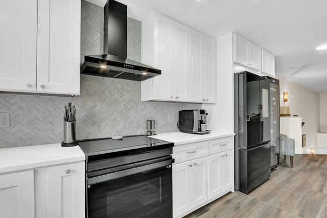 Building Photo - 1506 Mizzenmast Way