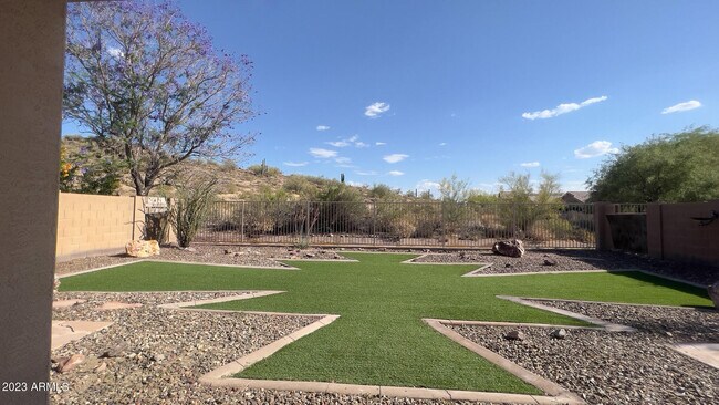 Building Photo - 6427 W Villa Linda Dr