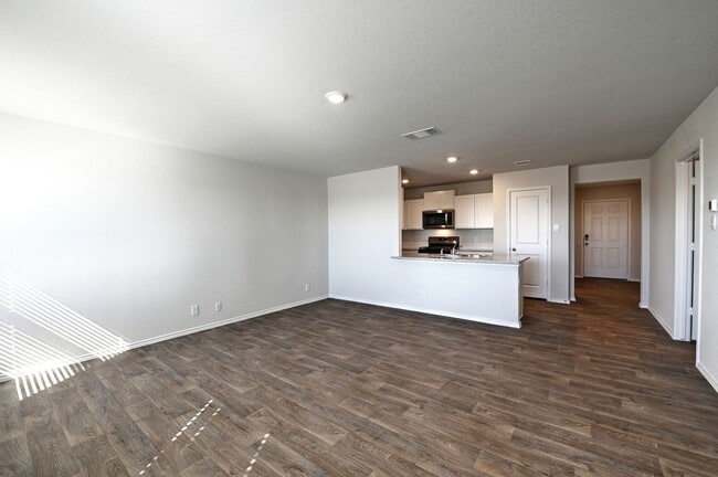 Building Photo - ONE STORY  |  3 BEDROOM  |  2 BATH  |  YARD SERVICE INCLUDED  |  WHISPER FALLS  |  POOL - GYM - P...