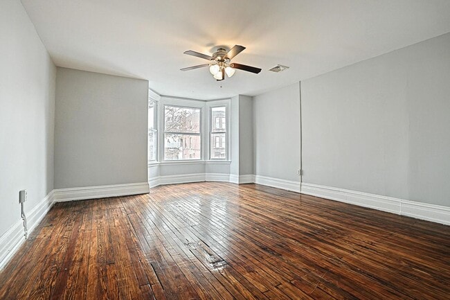 Building Photo - Coming Soon - Spacious 5 Bedroom, 1 Bath H...