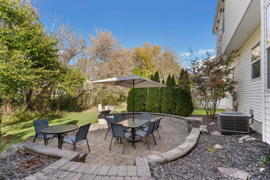 Building Photo - 6125 Ashtead Dr