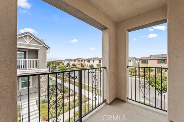 Building Photo - 4281 S Hermosa Paseo