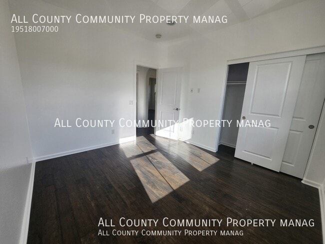 Building Photo - 43 Los Indios