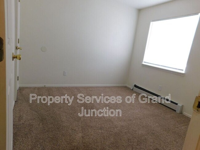 Building Photo - 434 Pendleton St