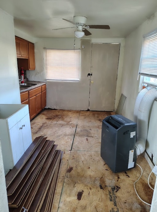 Building Photo - 208 Elm St