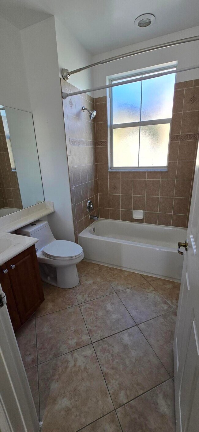 Building Photo - 3919 Passion Flower Rd