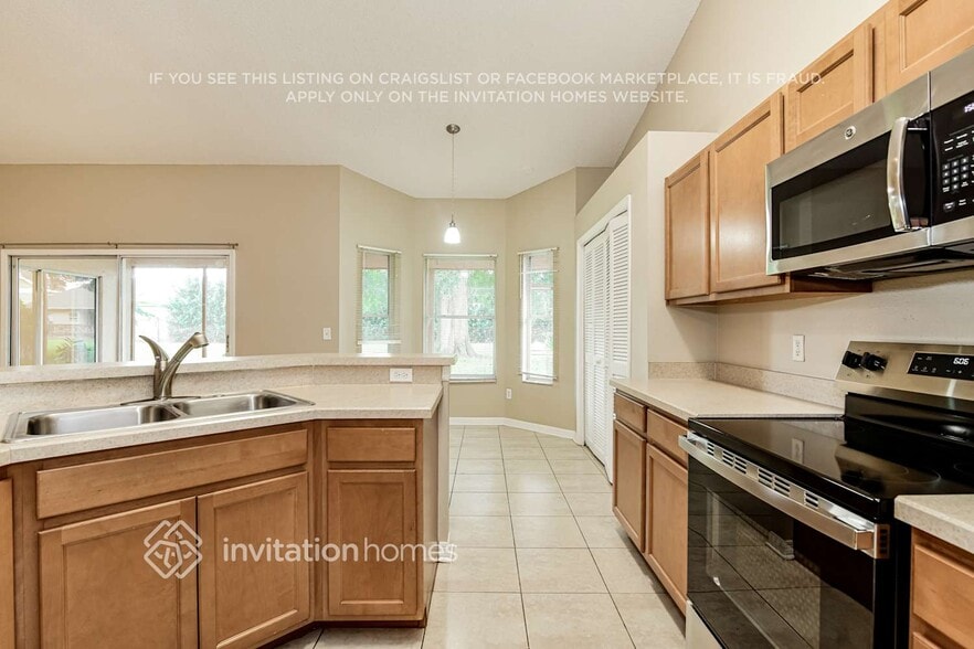 Building Photo - 12535 Newfield Dr