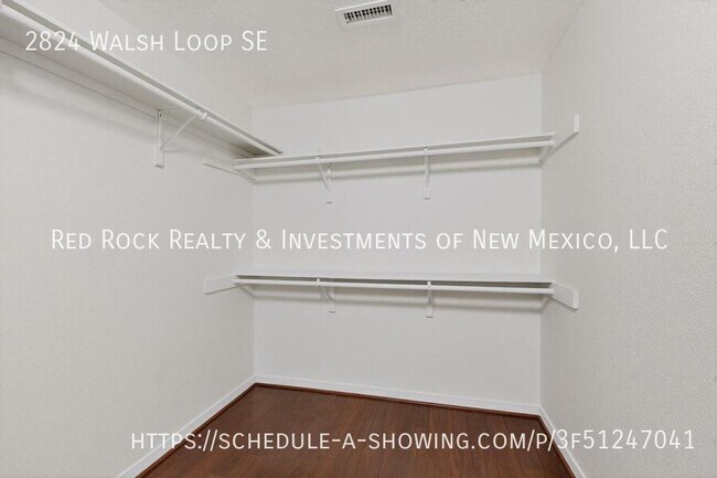 Building Photo - 2824 Walsh Loop SE
