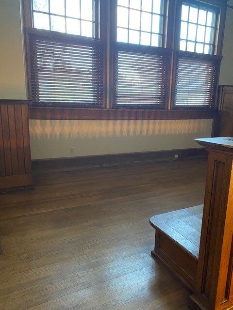 Building Photo - Gorgeous 2 bedroom, 1 bath apartment in Shields Mansion in the historic Old North End