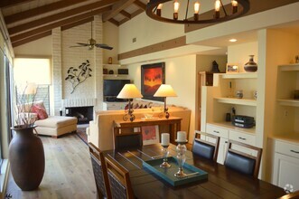 Building Photo - Canyon Sands Villa Furnished Seasonal Rent...