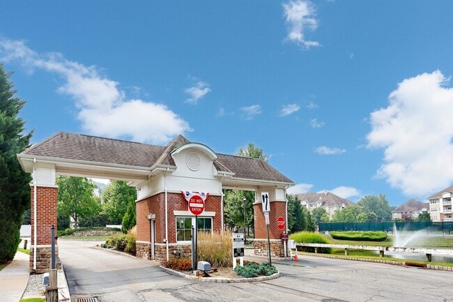 Building Photo - 6116 Warren's Way