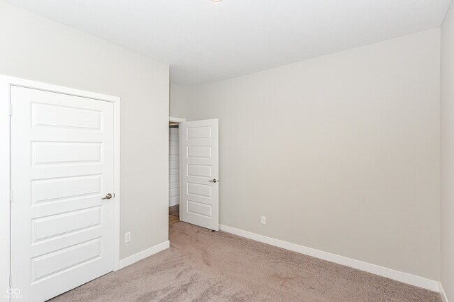 Building Photo - 14896 Stonneger St