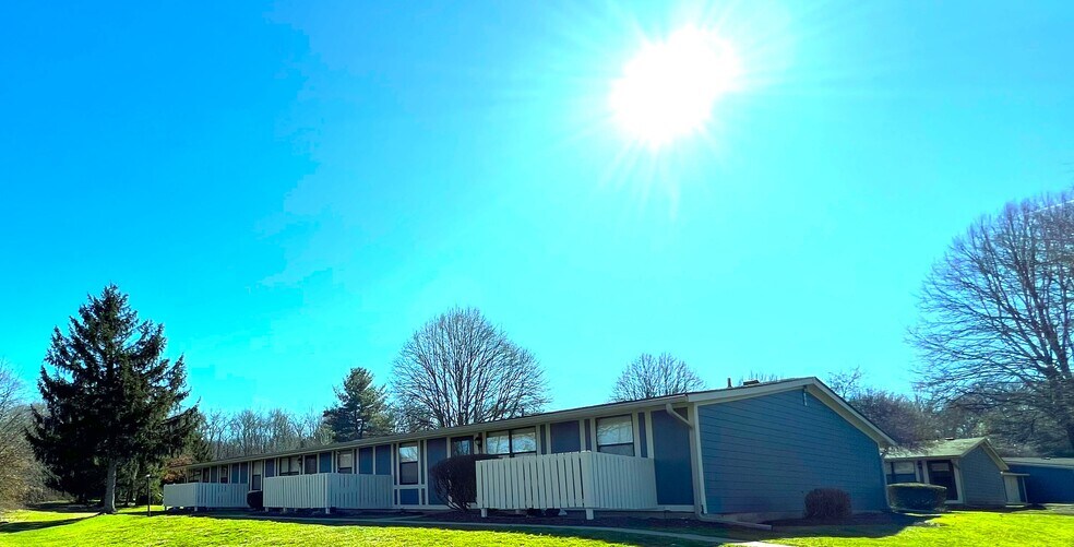 Woodlands Apartments 700 Woodland Dr Zelienople PA 16063 Apartment Finder