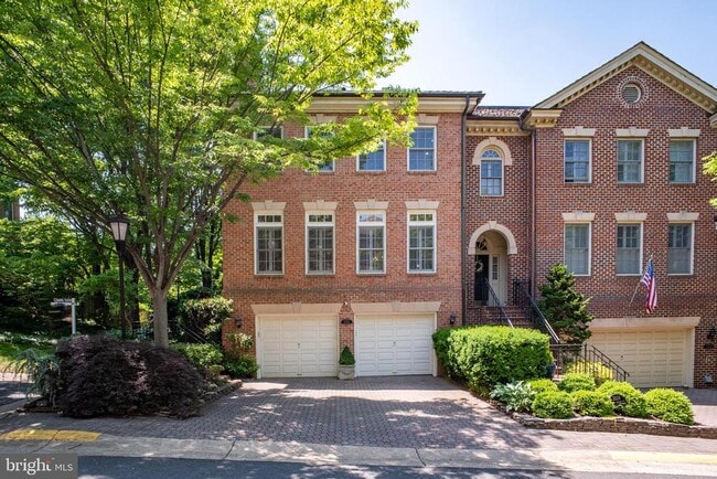 Building Photo - 2026 Mayfair McLean Ct