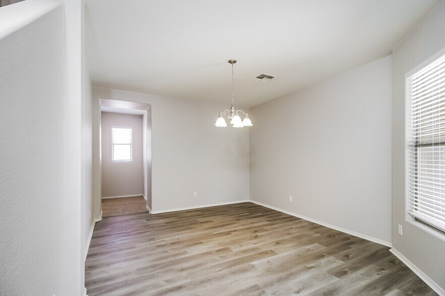 Building Photo - 45480 W Morning View Ln