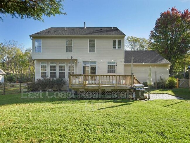 Building Photo - 4824 Old Holter Rd