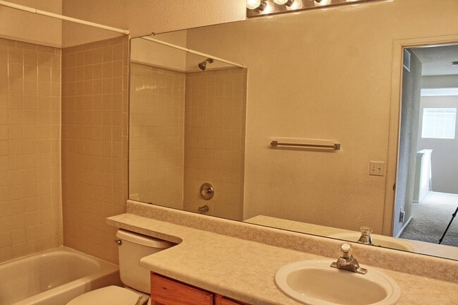 Building Photo - 3 bed 3 bath Castle Rock home walking distance to Douglas County High School