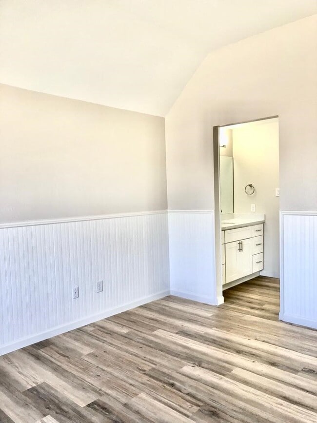 Building Photo - 5711 Silver Bay Ct