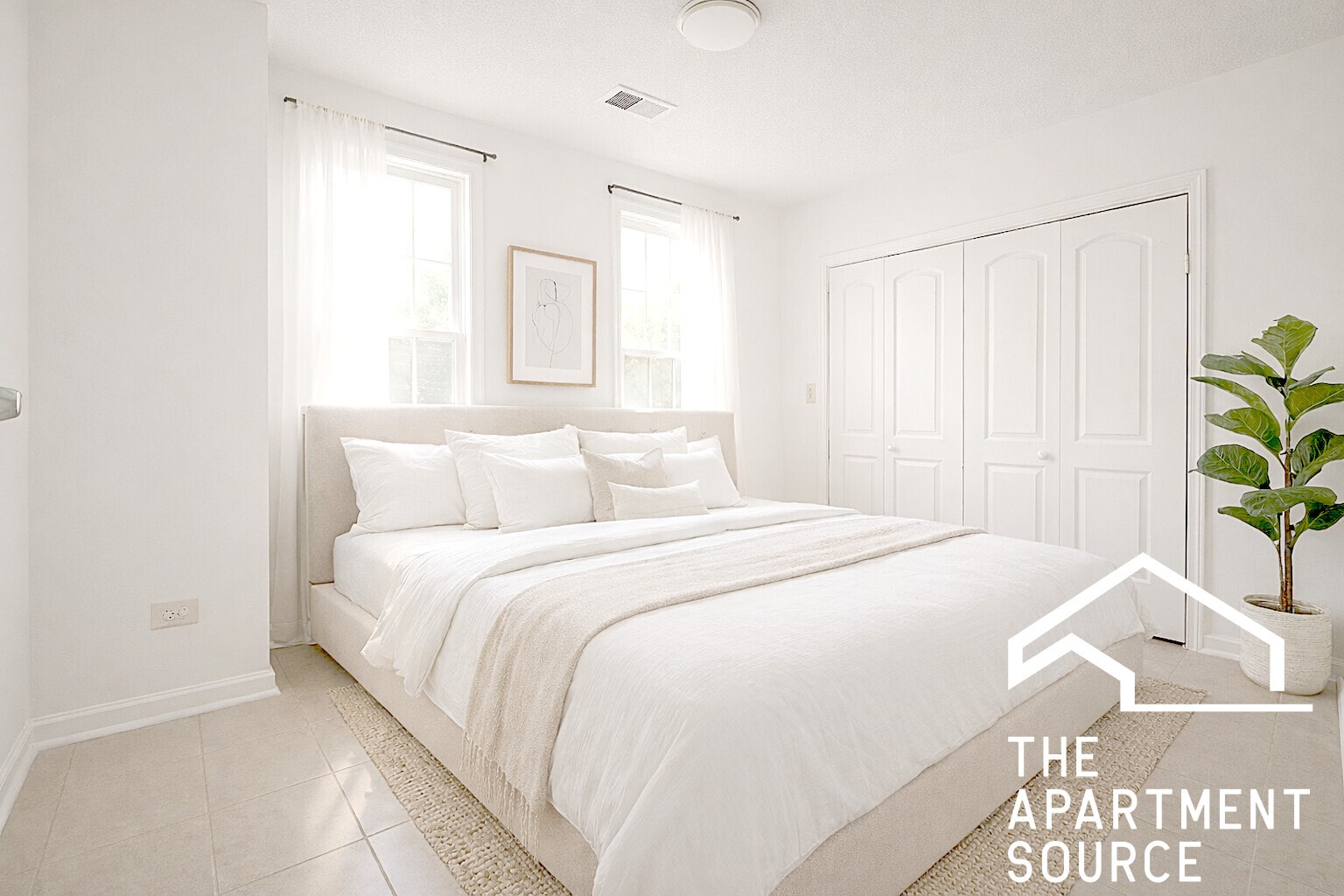 Building Photo - 1900 S Throop St