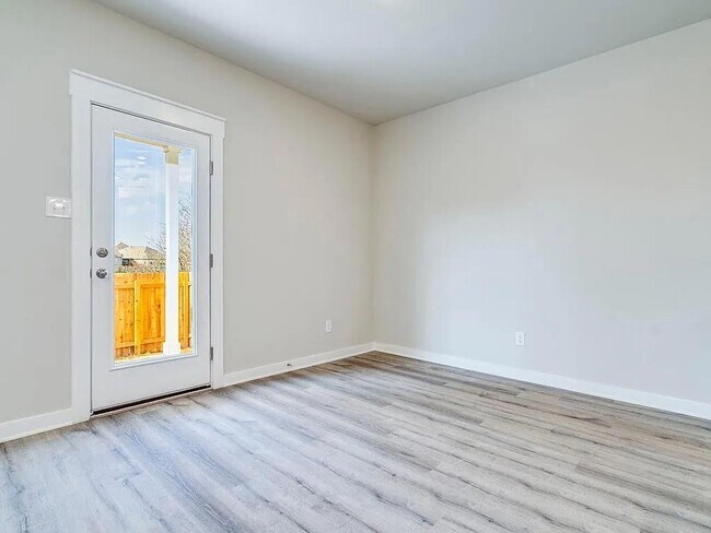 Building Photo - 515 Fieldwood Dr