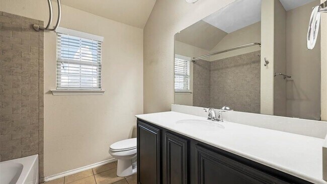 Building Photo - 2201 Liriope Ln