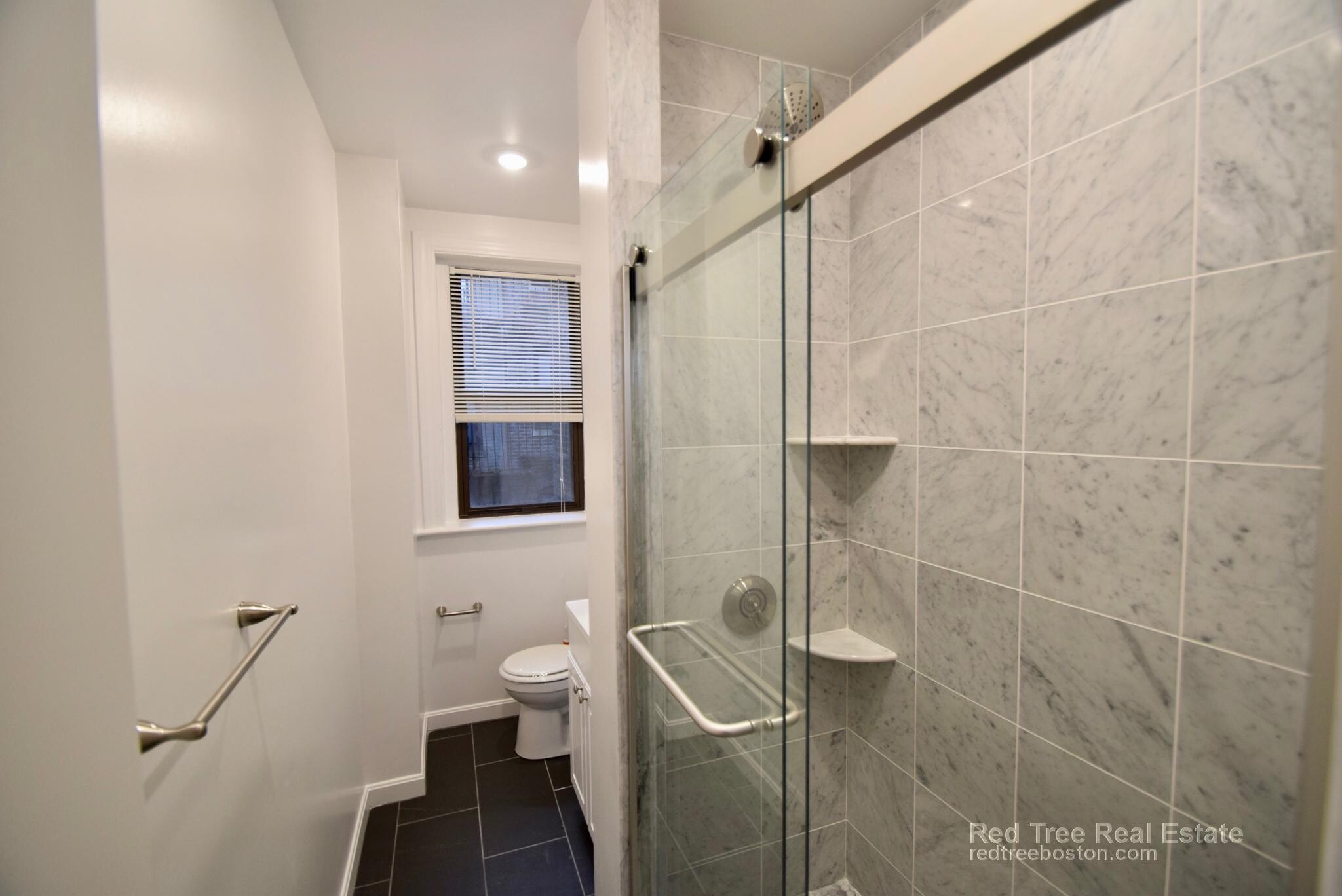 Building Photo - 19 Peterborough St