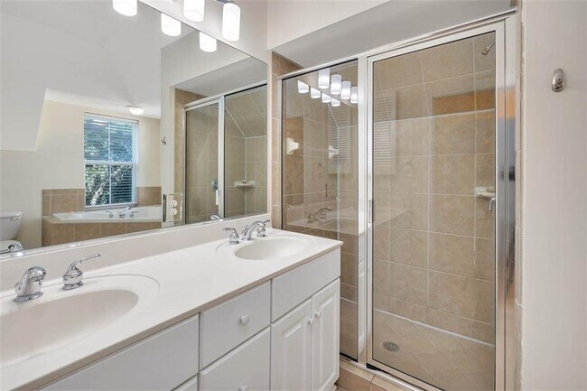 Building Photo - 156 Shady Brook Cir