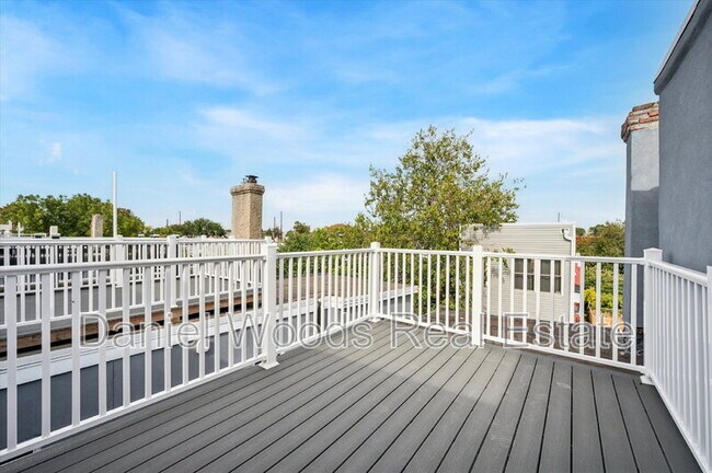 Building Photo - 1149 S 52nd St