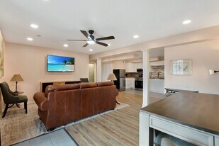 Building Photo - 12614 Bay Tree Way