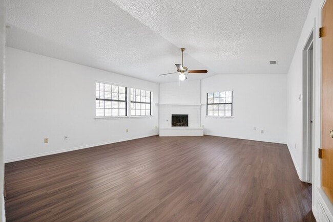 Building Photo - 4503 Fairgate Dr