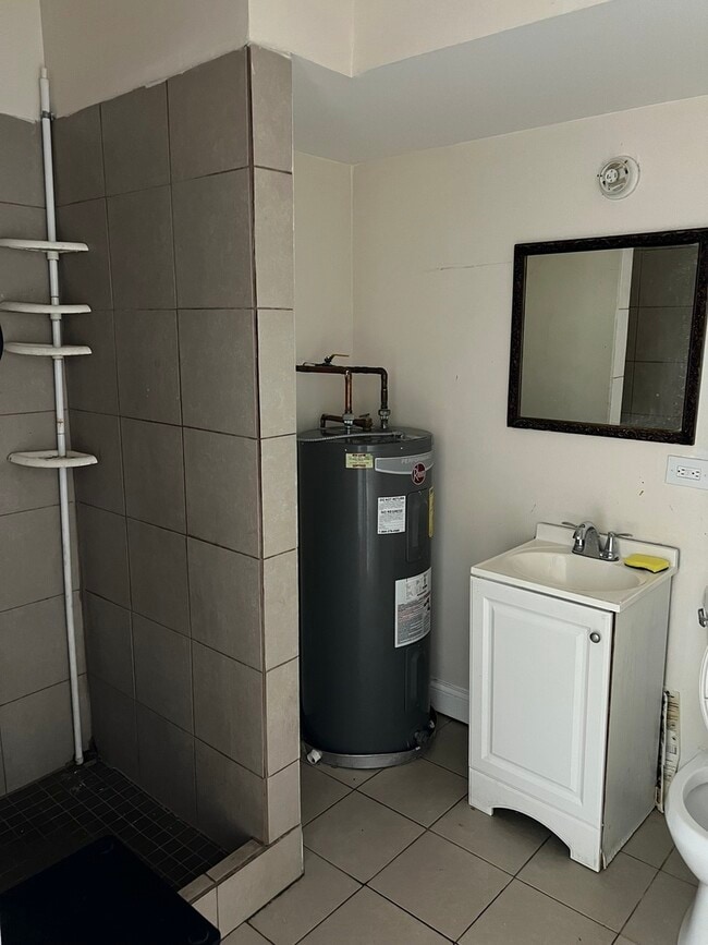 Building Photo - 3445 N Pulaski Rd