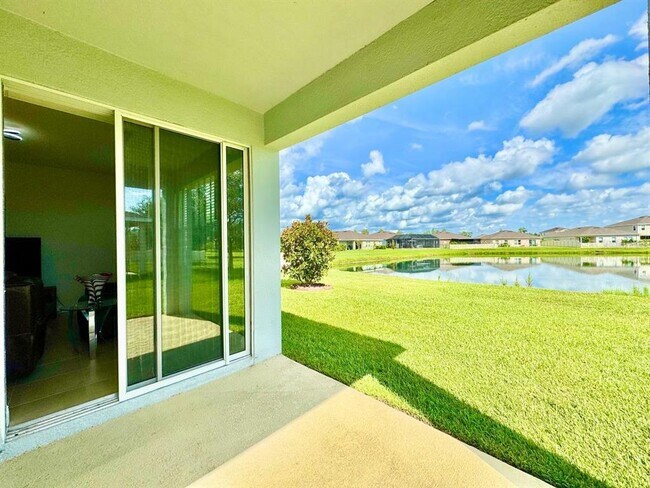 Building Photo - 18625 Hunters Meadow Walk