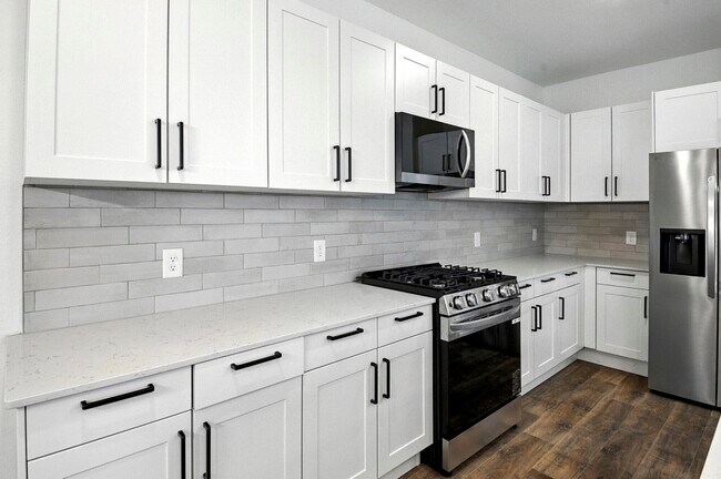 Building Photo - 1864 Dry Cherry Ln