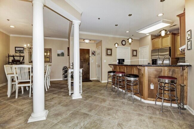 Building Photo - 22 Cooper Ave