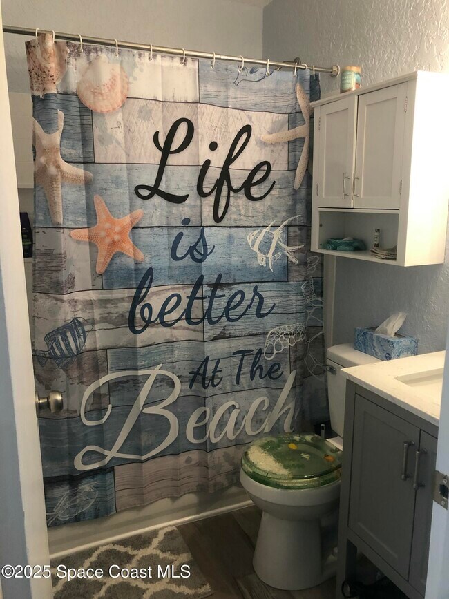 Building Photo - 380 N Brevard Ave