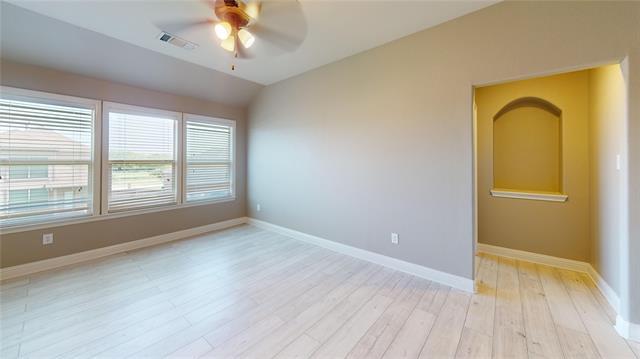 Building Photo - 3114 Flowering Springs Dr