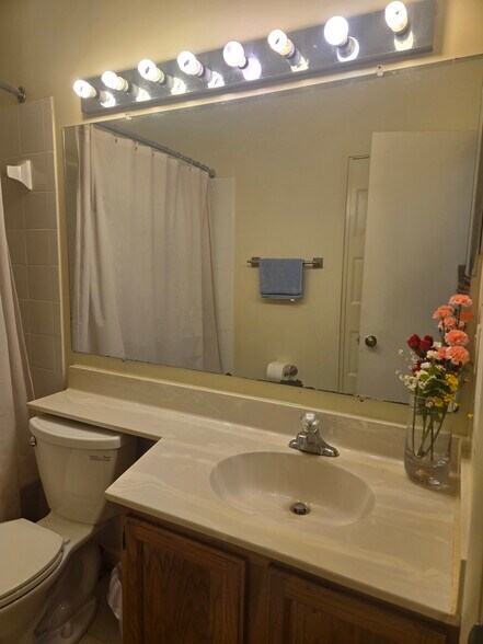 Building Photo - 11435 Appledowre Way