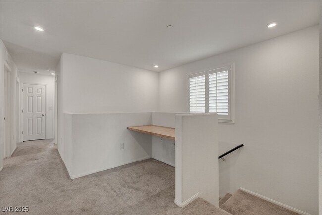 Building Photo - 1360 Cerulean Ave