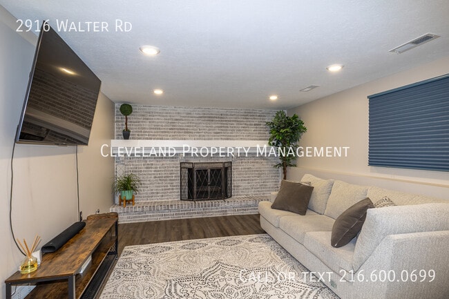 Building Photo - 2916 Walter Rd