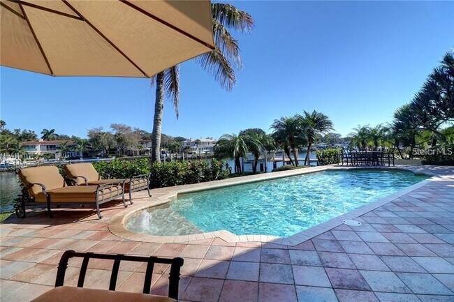 Building Photo - 809 Brightwaters Blvd NE