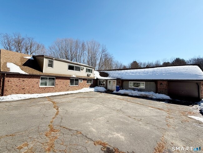 Building Photo - 25 Plymouth Rd