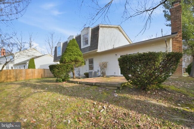 Building Photo - 9713 Waterline Dr